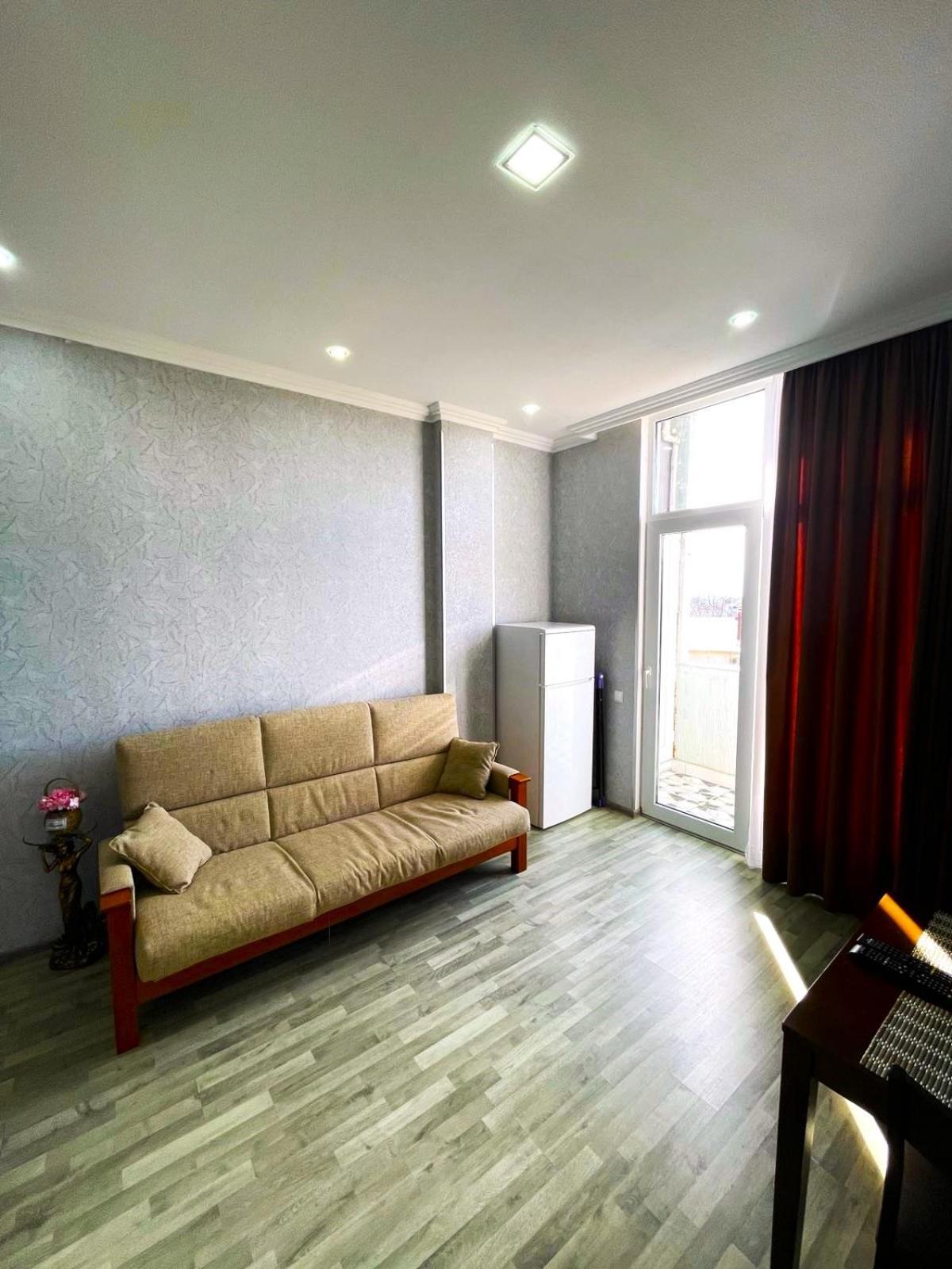 Kate'S Cozy Apartment Κουτάισι Εξωτερικό φωτογραφία