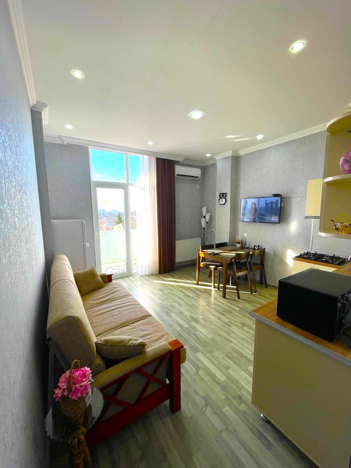 Kate'S Cozy Apartment Κουτάισι Εξωτερικό φωτογραφία
